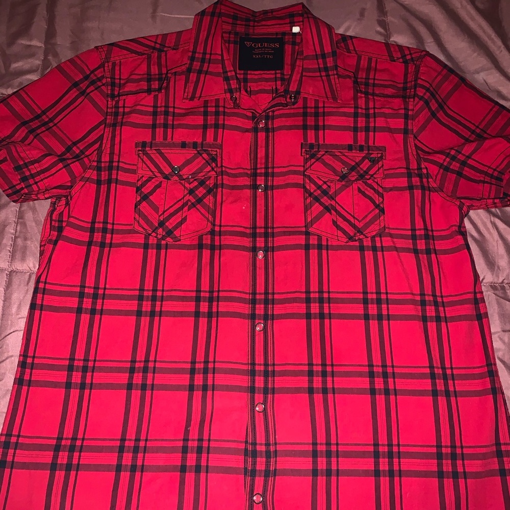 Guess red and black button up short sleeve